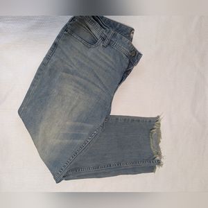 Free People mid rise raw hem distressed light wash denim jeans sz 31